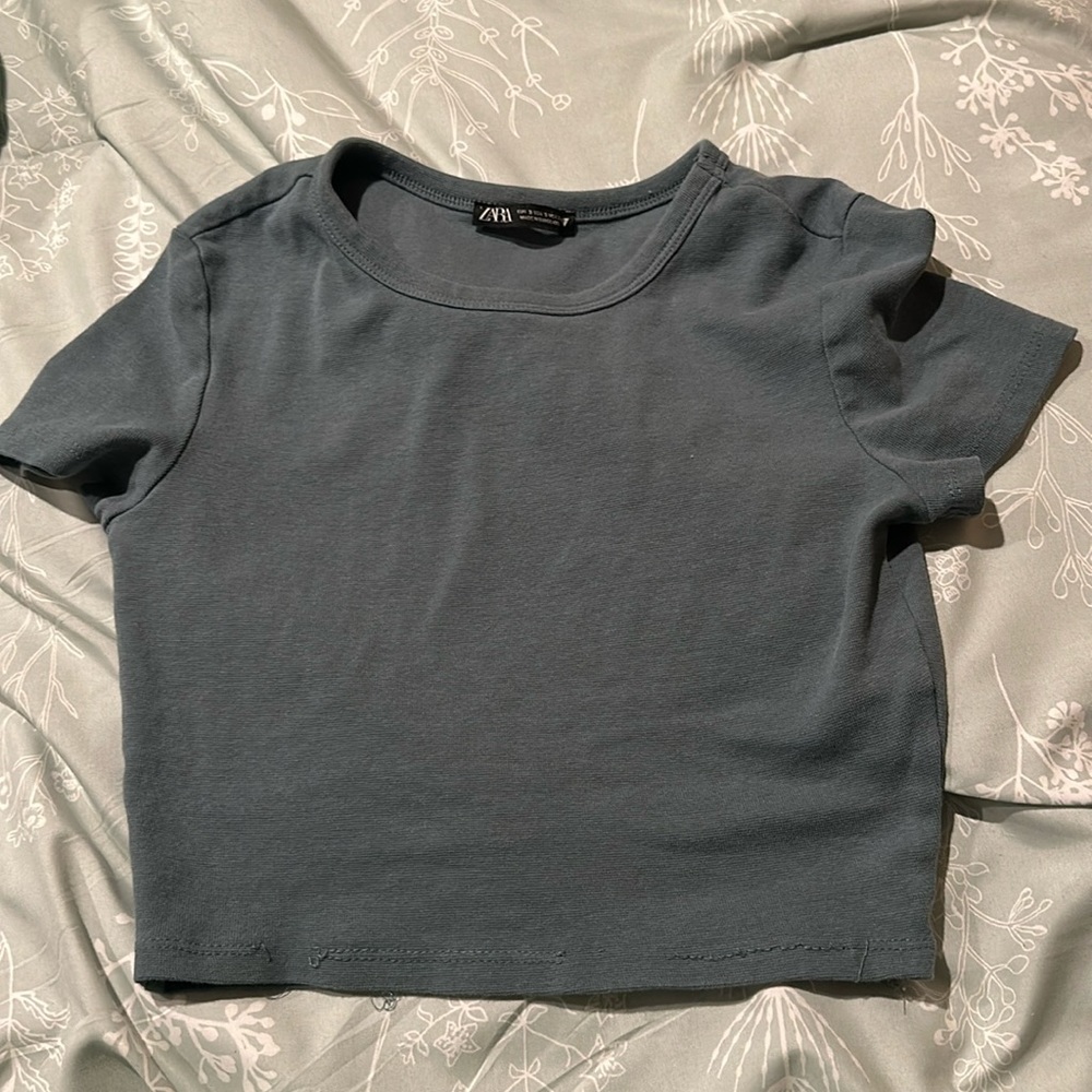 ZARA CROP T SHIRT XSMALL